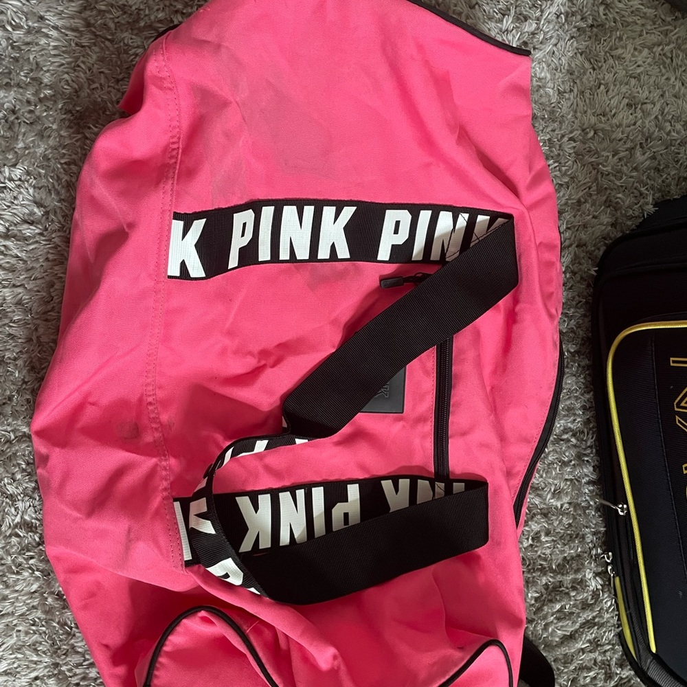Victorias secret pink duffle bag!!